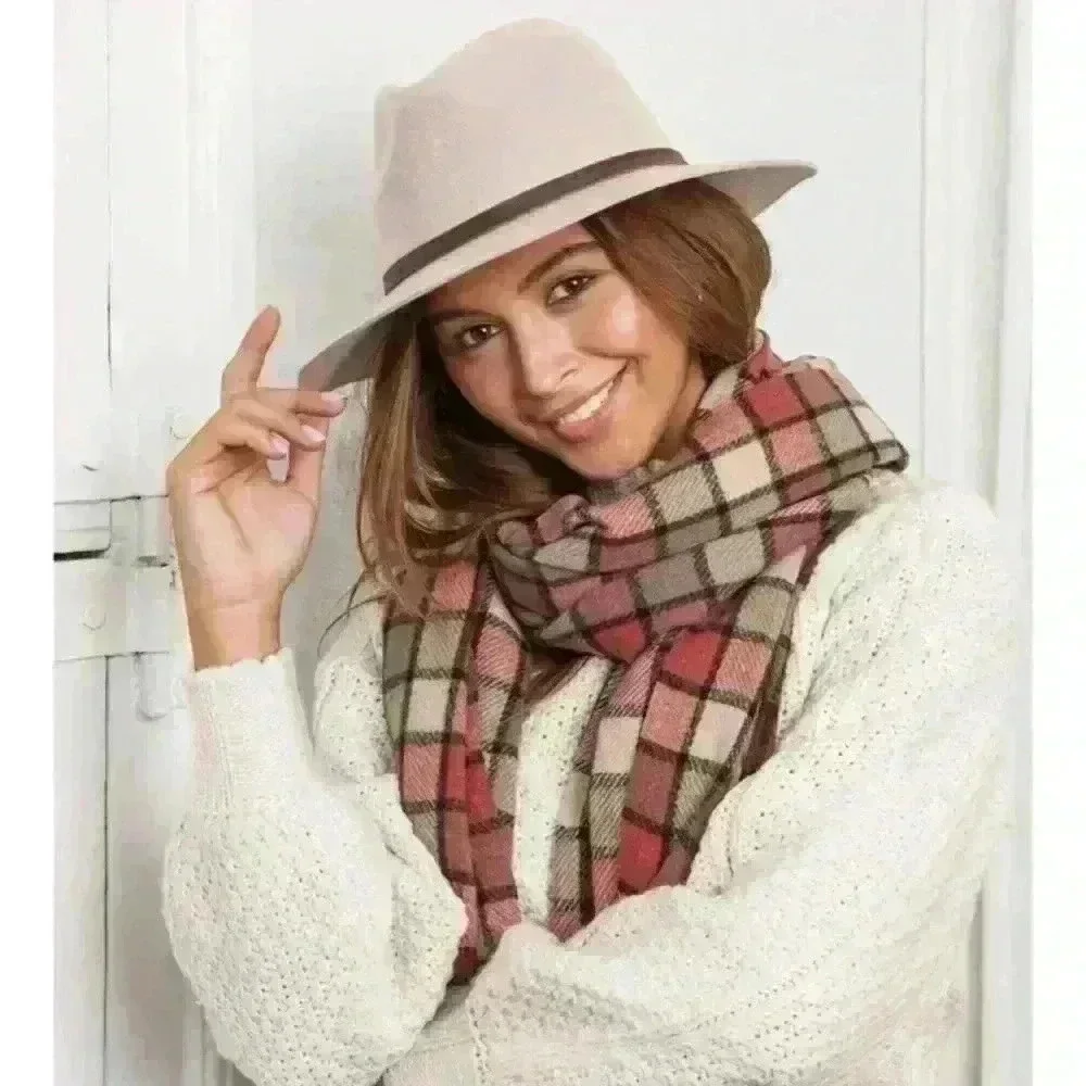 NWOT Morgan Taylor delanie wool fedura hat in rose